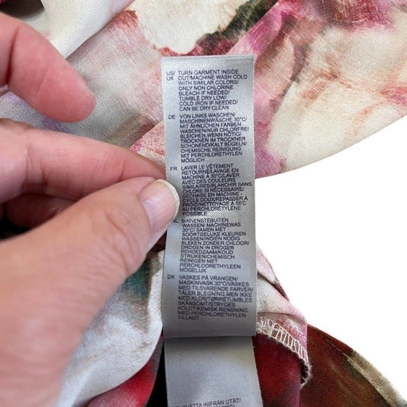 NYDJ Not Your Daughters Jeans Pink Moody Floral Watercolor Blouse Petite L - Picture 12 of 14